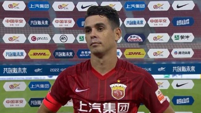 角色与演员的共生关系本就充满张力。